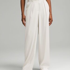 Lululemon Pleat-Front High-Rise Trouser Regular Bone Size 6